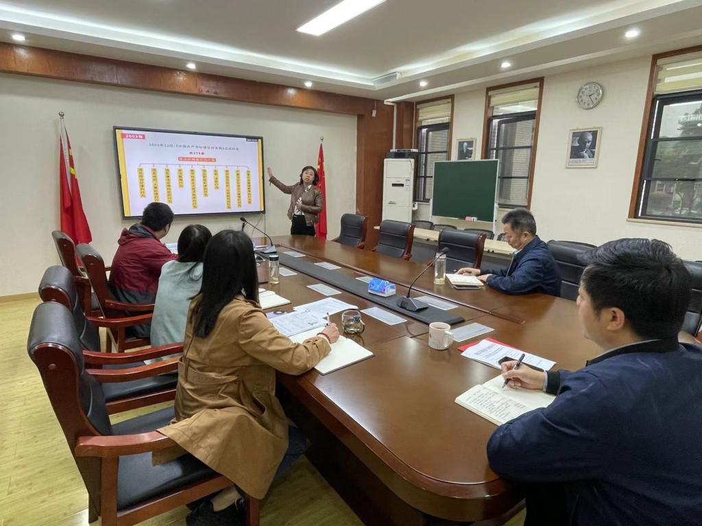 图示, 示意图
中度可信度描述已自动生成:ver1